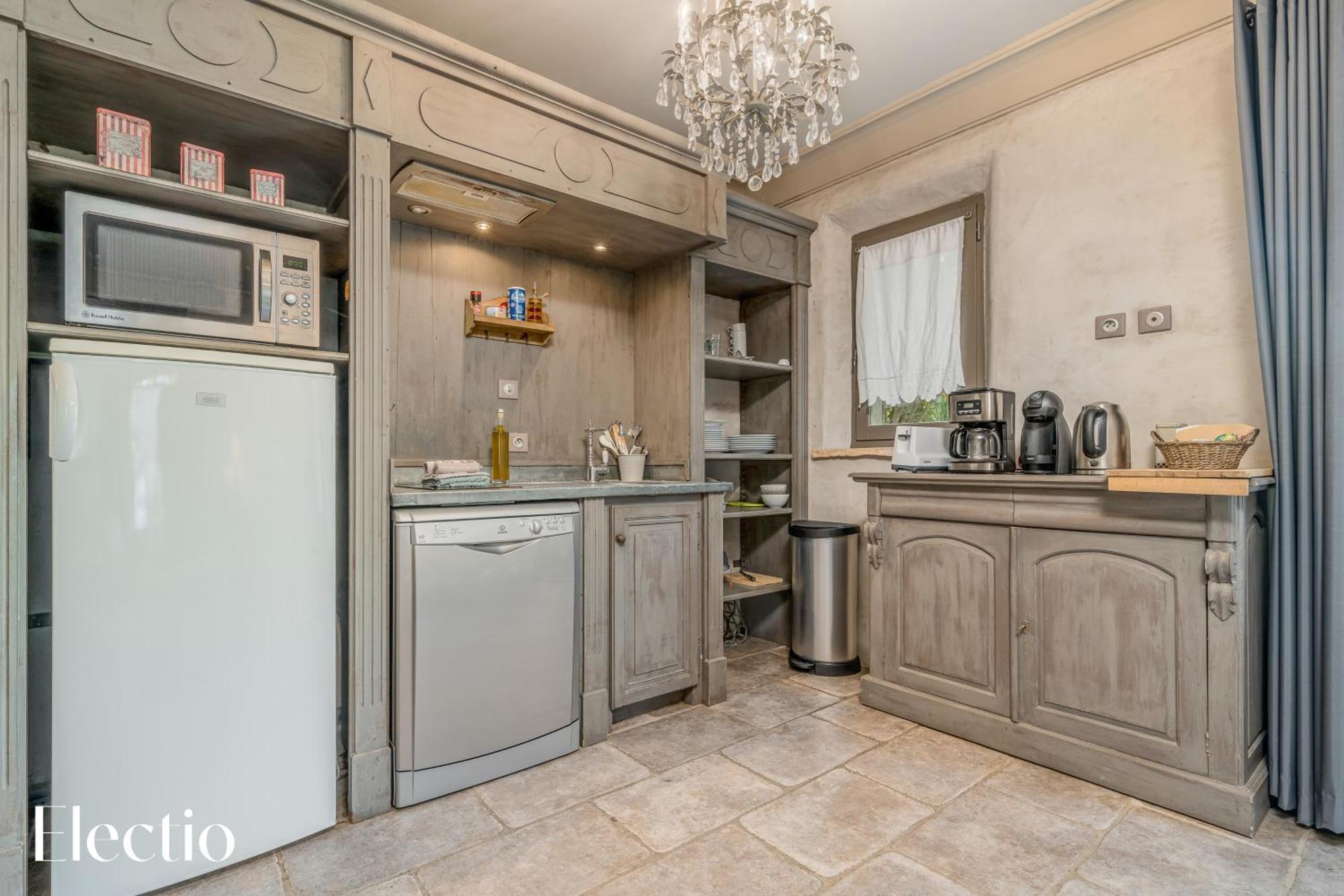 Résidence Les Petitons Oppède Habitación foto